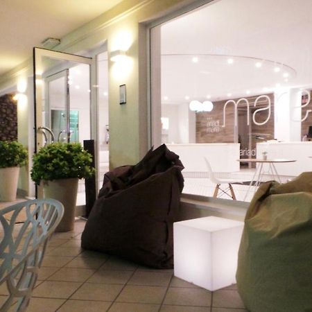 Hotel Aria Di Mare - Bed & Brunch In Centro A ריצ'יונה מראה חיצוני תמונה