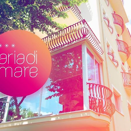 Hotel Aria Di Mare - Bed & Brunch In Centro A ריצ'יונה מראה חיצוני תמונה