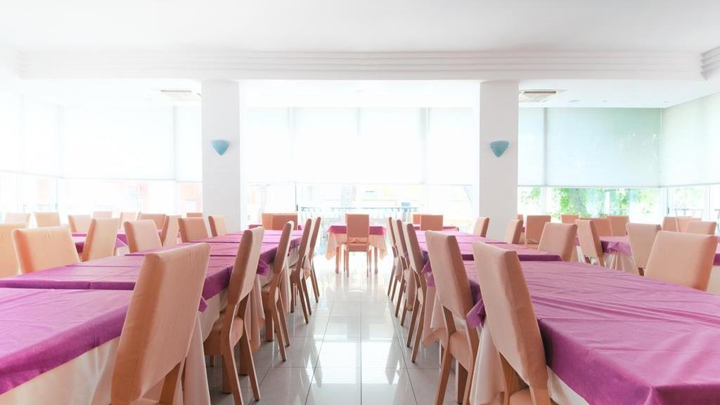 Hotel Aria Di Mare - Bed & Brunch In Centro A ריצ'יונה מראה חיצוני תמונה