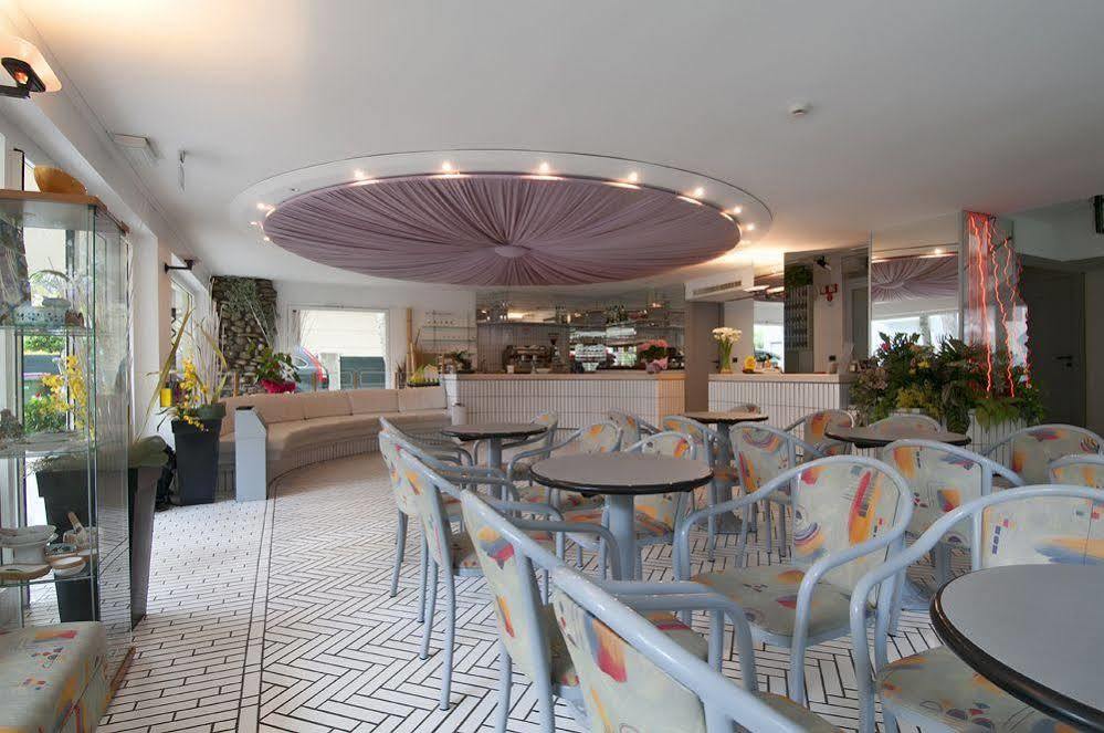 Hotel Aria Di Mare - Bed & Brunch In Centro A ריצ'יונה מראה חיצוני תמונה